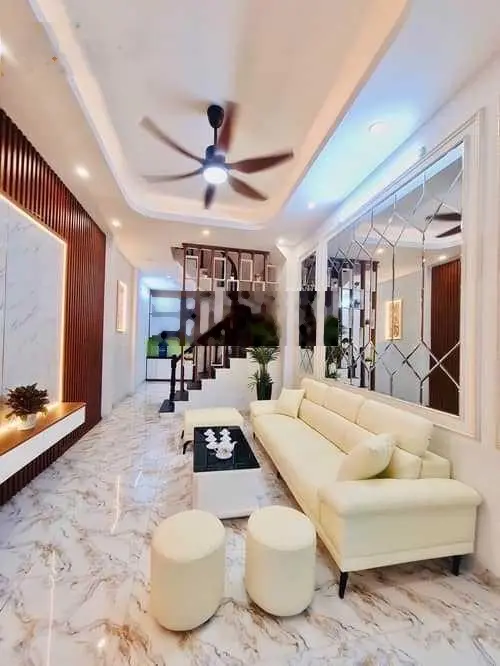 Bán nhà Tam Trinh.DT:50m x4T.MT:4.5m dân xây,full nội thất,thực tế 55m,cách mặt phố 50m.Giá:7.5 tỷ