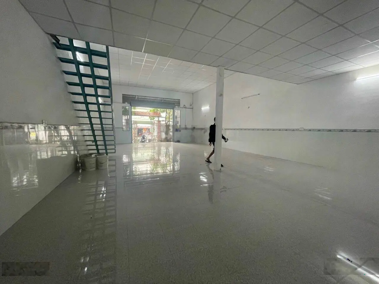 Cần bán gấp xưởng MT 8x27m, 12tỷ500tr, MT Tân Thới Hiệp 14, Q. 12