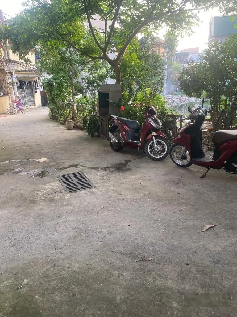 LÔ GÓC VIEW HỒ Ô TÔ ĐỖ CỬA CHỦ CẦN BÁN GẤP Nhà Lĩnh Nam 30m² x 5 tầng MT 3.5m chỉ 4.3 tỷ