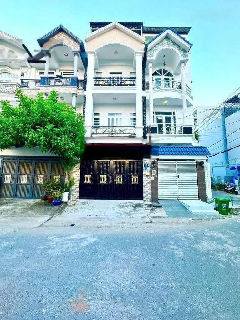 Bán nhà 4 tầng, Đào Tông Nguyên, Thị trấn Nhà Bè. 252m2 SD - HXH - SHR - Chỉ hơn 6.X tỷ