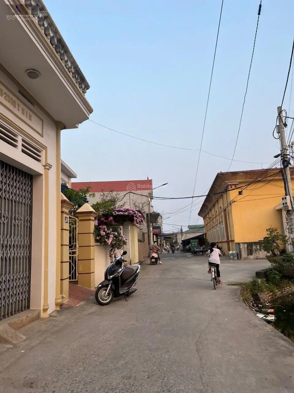 Mở bán mảnh đất hoa hậu F0 mới ra lò. Sổ đỏ đô thị. Giá mềm như bún chỉ hơn 1tỷ lô 1 và 2
