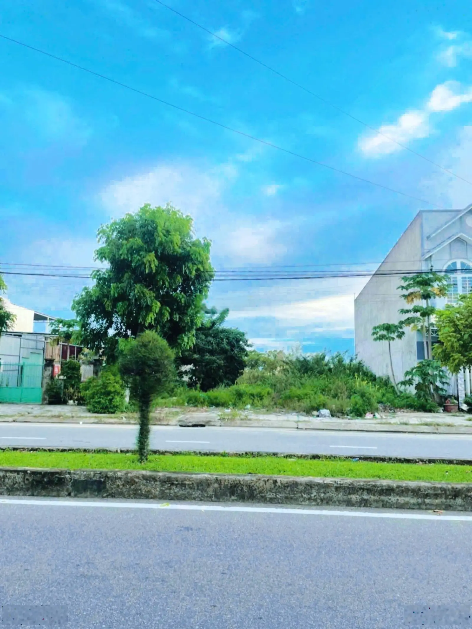 Cần bán lô đất ngay trạm thu phí Điện Bàn sẵn sổ - giáp ranh Đà Nẵng