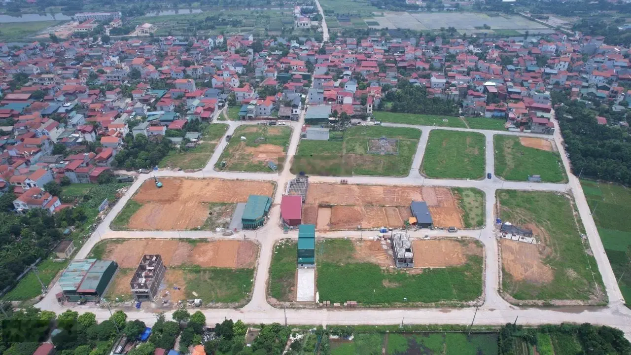 Em ra hàng khu Đồng Tre Lỗ Gió thôn Bảo Lộc xã Võng Xuyên, Phúc Thọ. 138,2m2 đường 15m, vỉa hè 3m