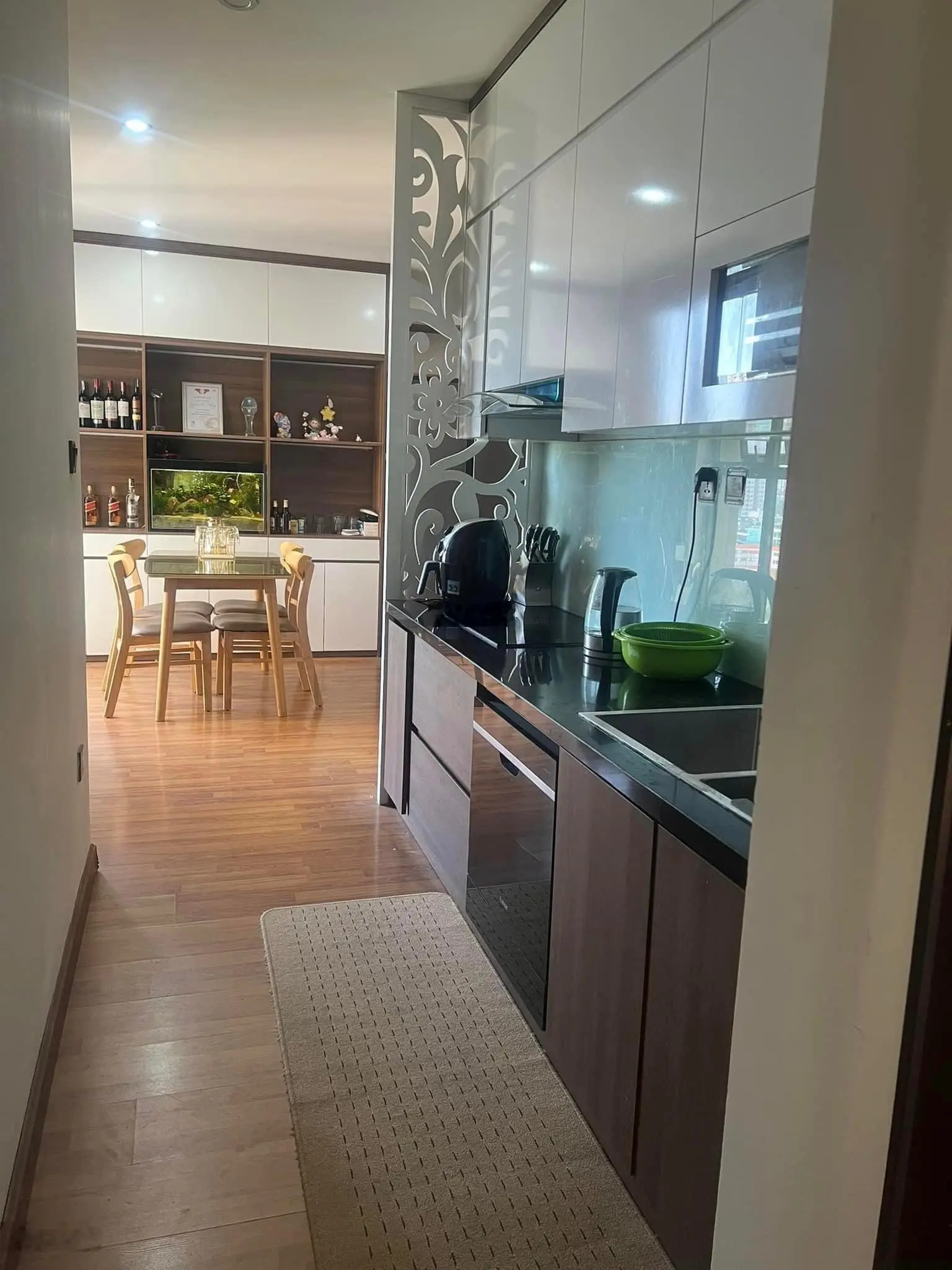 Bán căn hộ Home City Cầu Giấy 71m2 2PN 2VS 5,8 tỷ full nội thất