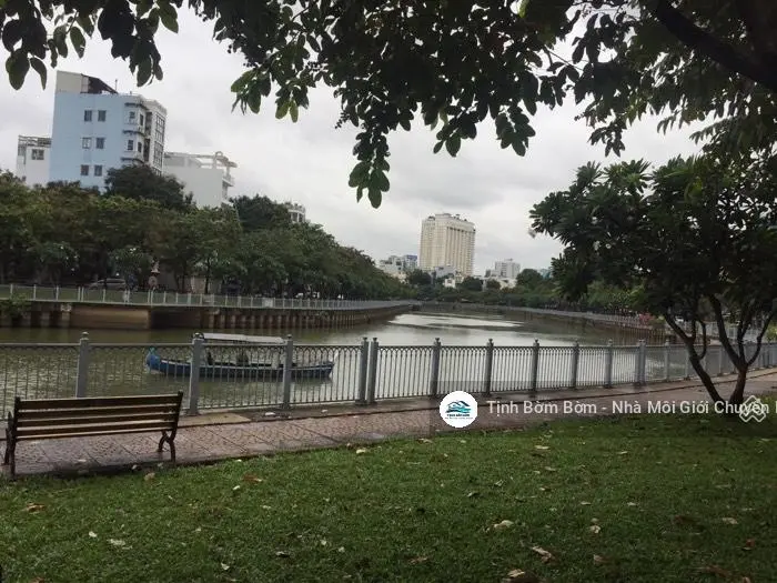 Nhà Triệu Đô: Căn góc Mặt Tiền 6,5m TRƯỜNG SA Phú Nhuận, 55m 20Tỷ