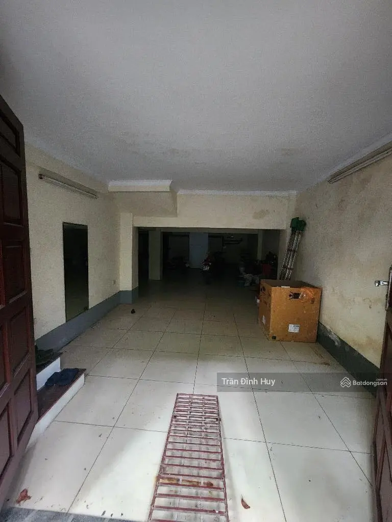 (Nhà vườn - Nguyễn Khánh Toàn) 106m2 - MT 6m. Có hầm. Giá 22.8 tỷ