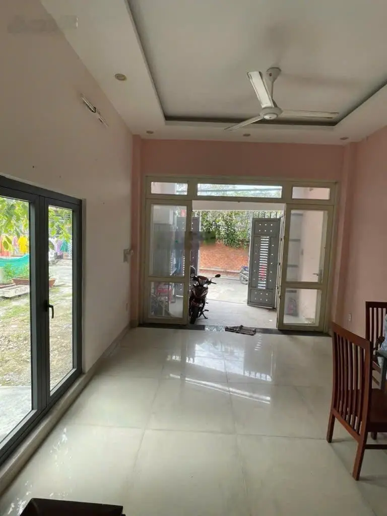 Nhà 3 tầng, hẻm xe hơi đường Gò Cát, P. Phú Hữu Quận 9 giá 4,95 tỷ/53m2