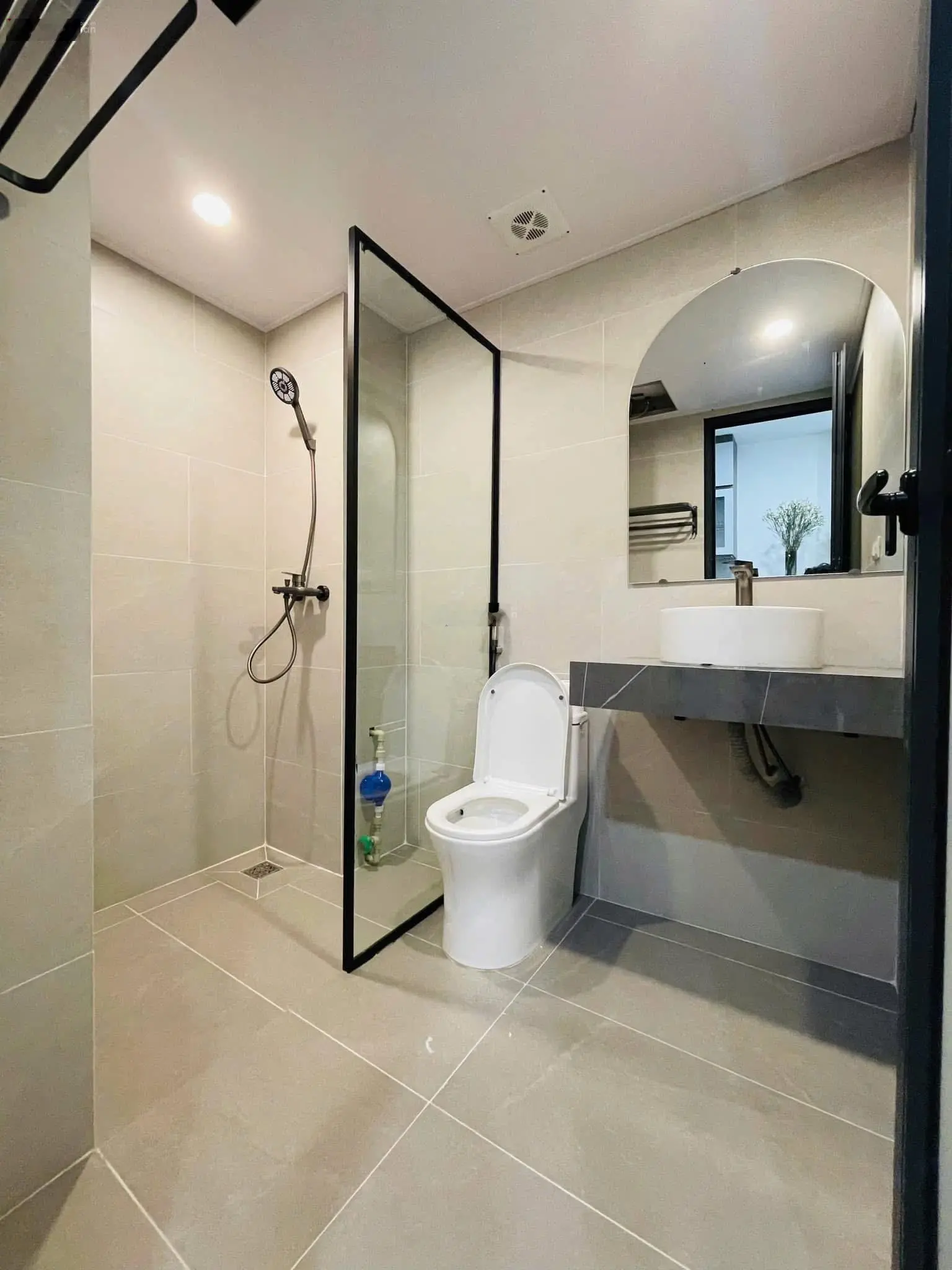 Bán toà CCMN phố Quan Nhân, Thanh Xuân, 100m, 8T, 29 phòng, full NT. DT 150tr/th. View hồ. Ngõ oto