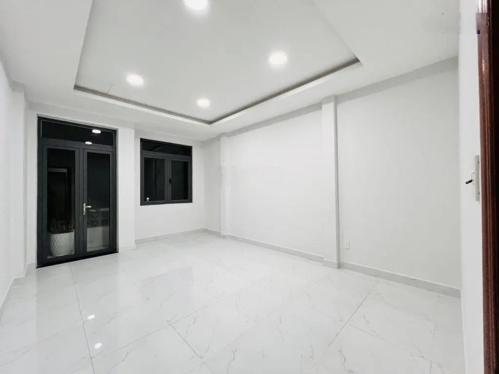 Nhà 2 tầng Nguyễn Phúc Chu Tân Bình, 4x13, đường 12m, SHR, chỉ 7 tỷ