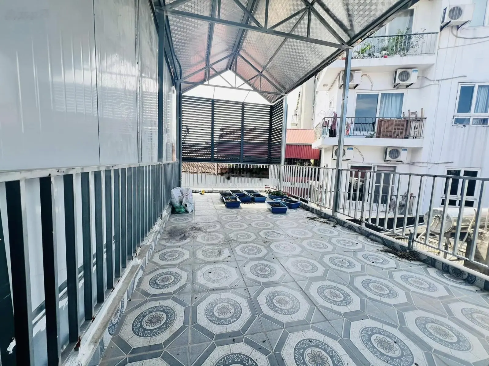 Nhà Tây Mỗ-56m2- 3tầng- dân xây-5.6 tỷ-ô tô vào nhà-dân trí cao -tiện ích Vinhomes-ở sướng- hàng F0