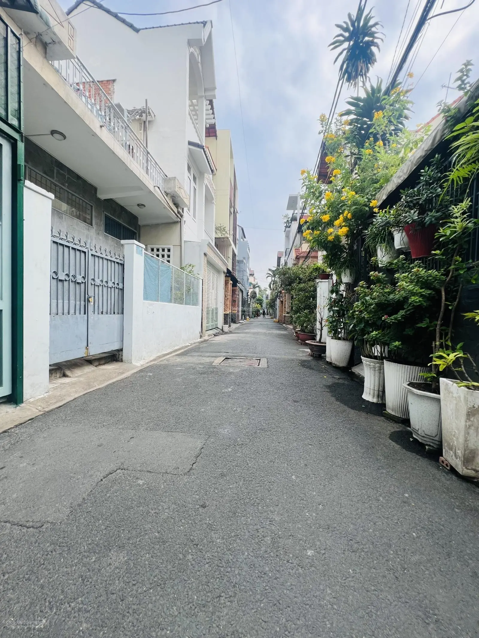 Bán Nhà Riêng 93M2 (5.2x18) ,Gần Ngã 4 Bảy Hiền , Hẻm Xe Hơi , P12. Tân Bình ,Chỉ Hơn 10 Tỷ