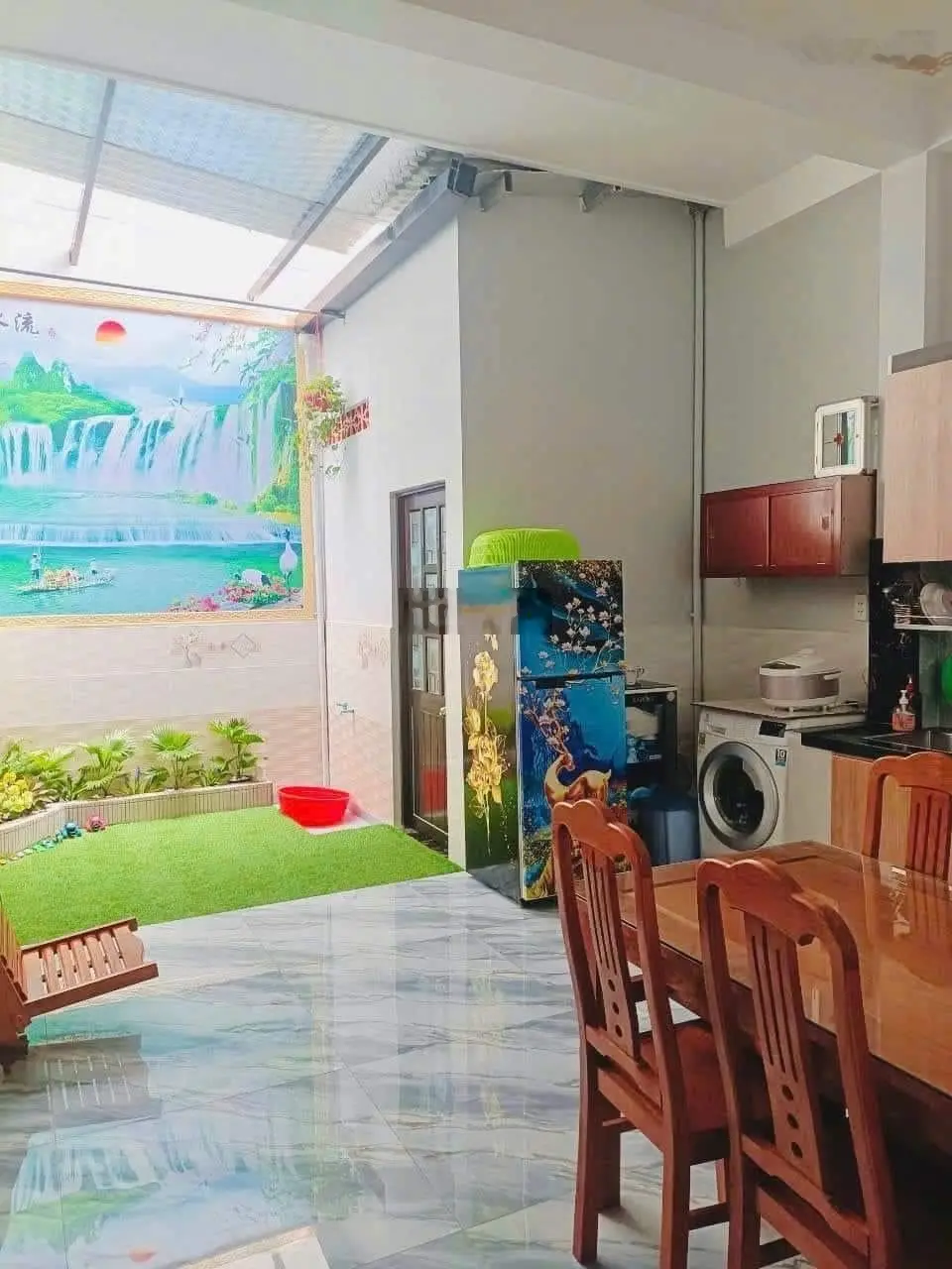 Chính chủ cần bán nhà xây mới cực đẹp gần chợ xóm nghèo phường dĩ an