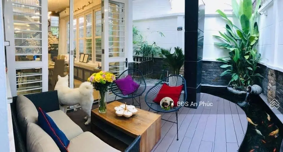 Bán biệt thự sân vườn, gần sông trong khu Thủ Đức House, P. Bình An, Q2. DT 268m - Giá chỉ 40 tỷ TL