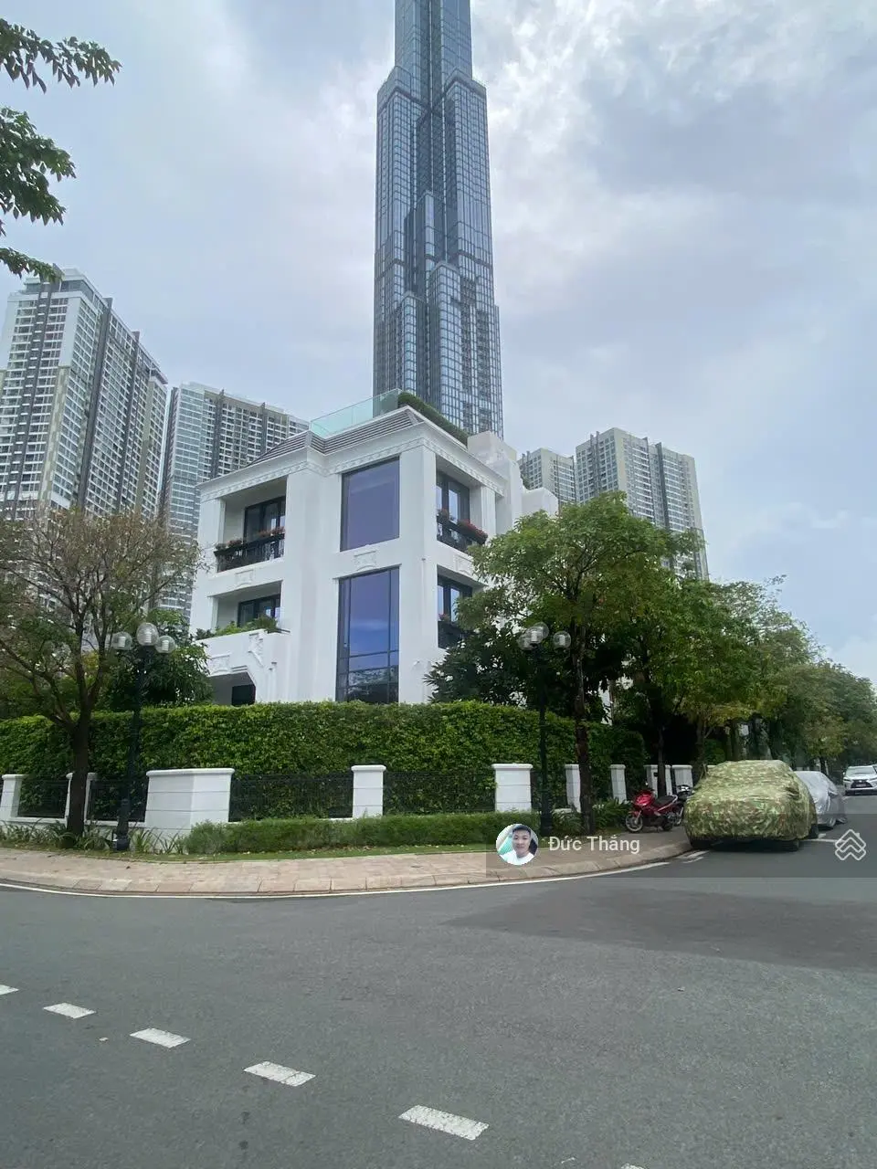 Biệt thự Tân Cảng 600m2 đất hầm 4 tầng View sông hoàn thiện full nội thất cao cấp mới 100%
