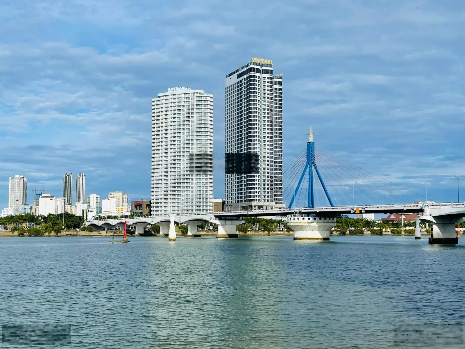 Bán chung cư Azura Đà Nẵng 1 PN tầng cao nội thất đẹp giá tốt - Toàn Huy Hoàng