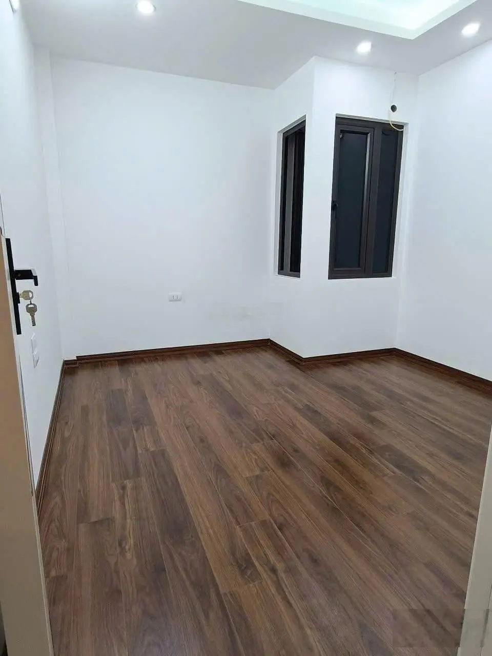 bán nhà siêu đẹp ngõ thông o tô đỗ trong đất