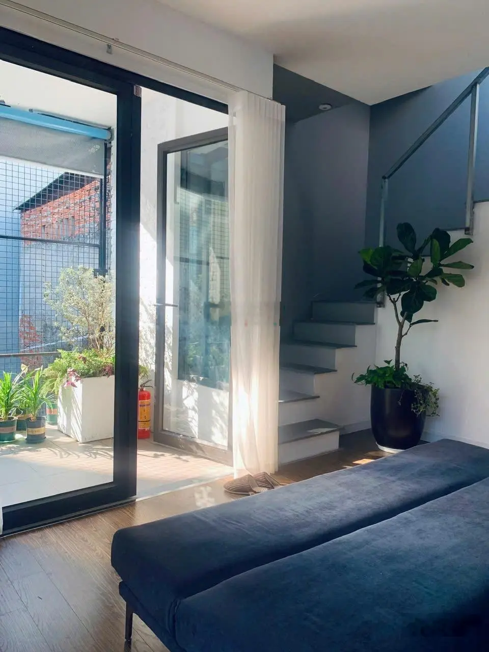 Cc bán căn biệt thự cổ pháp phố ngọc hà t2+3 150m-3 thoáng- nhà đẹp , sổ đỏ- chỉ 5,6 tỷ có tl