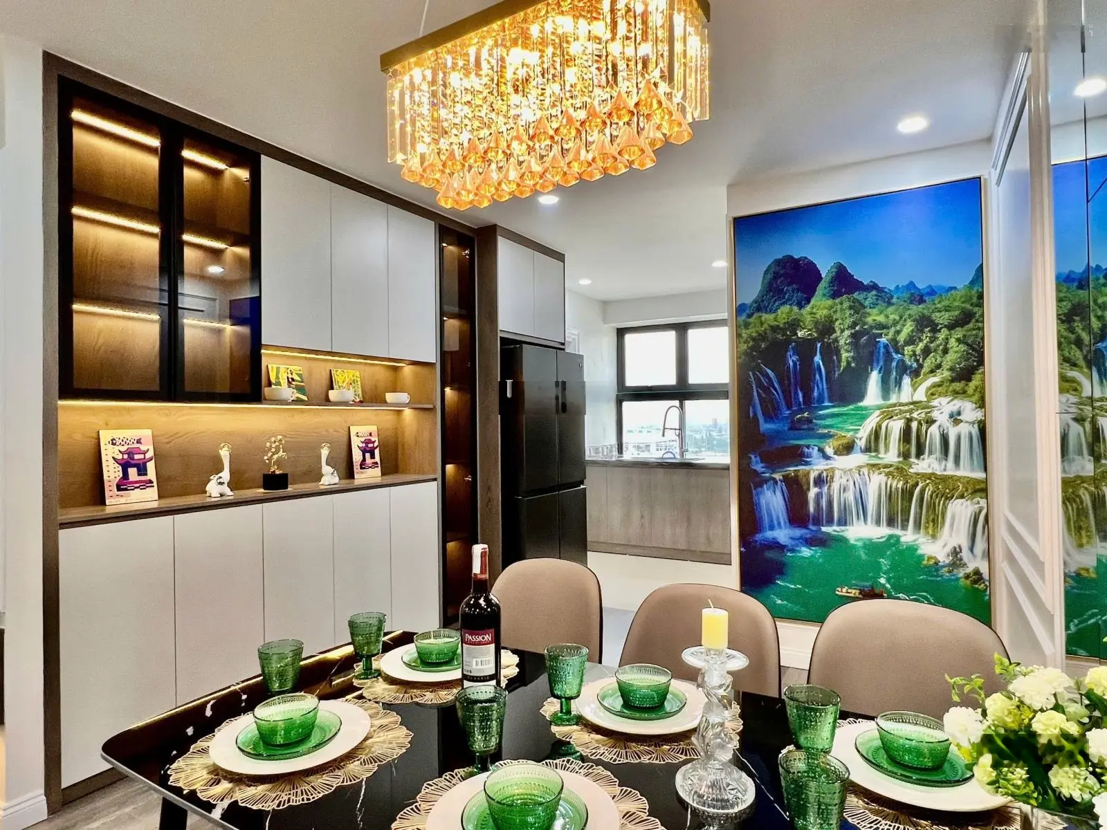 Căn hộ chung cư 3 phòng ngủ tại Sudico Mỹ Đình, Hà Nội với full nội thất mới, view thoáng, giá rẻ