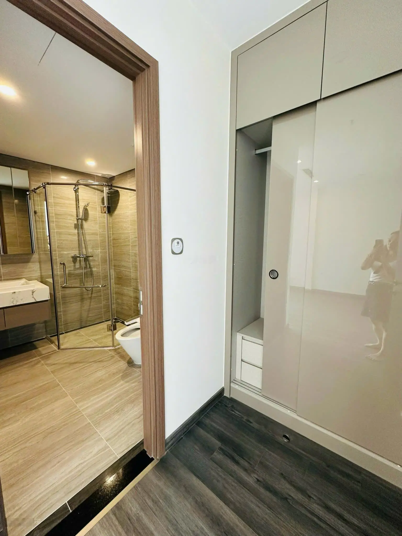 Giá tốt, 4,6 tỷ/ căn 60m2 toà TK2. Căn góc view bể bơi