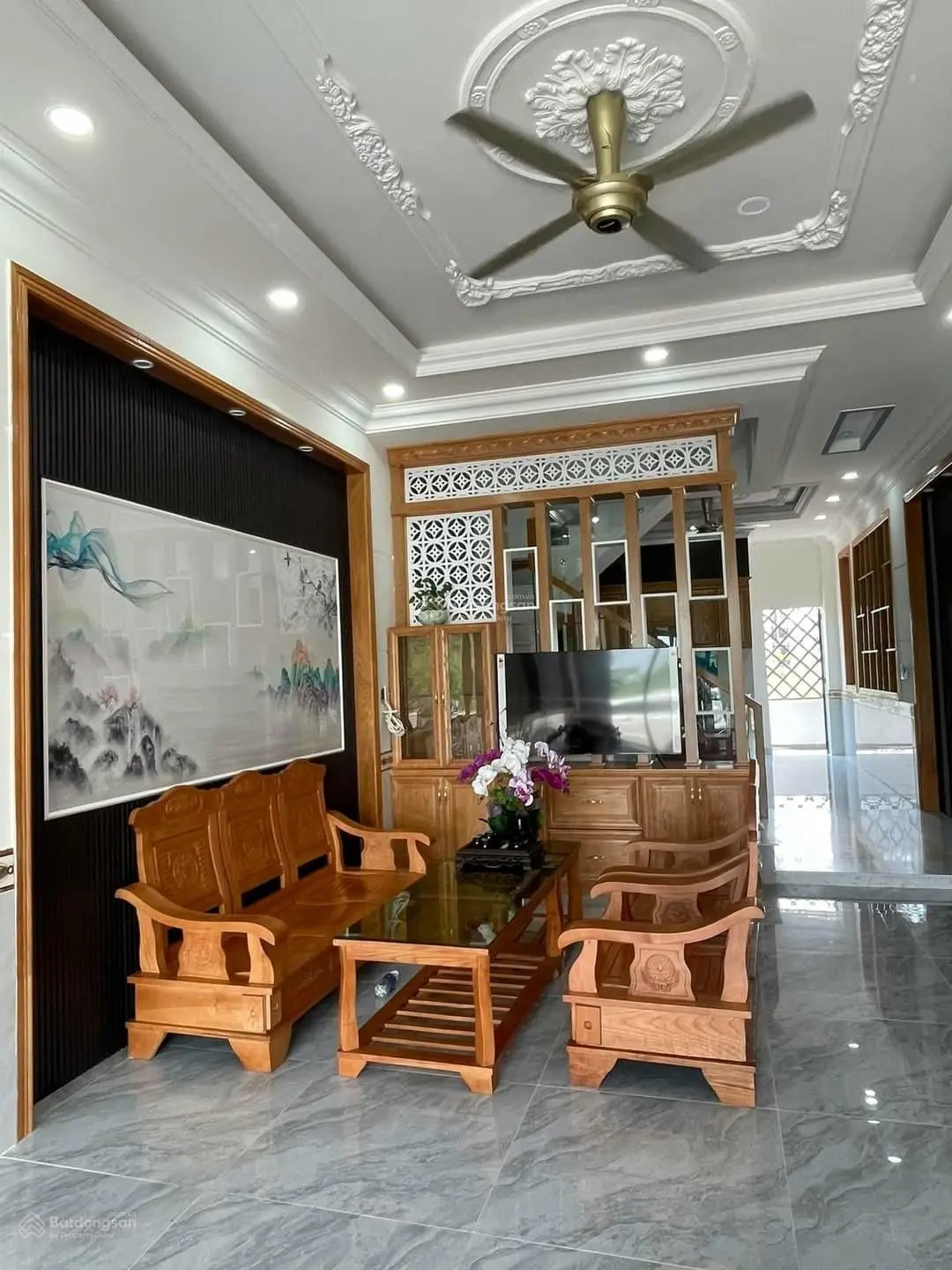 Cần bán căn nhà trong KDC có đầy đủ nội thất, chính chủ bao sang tên trong ngày