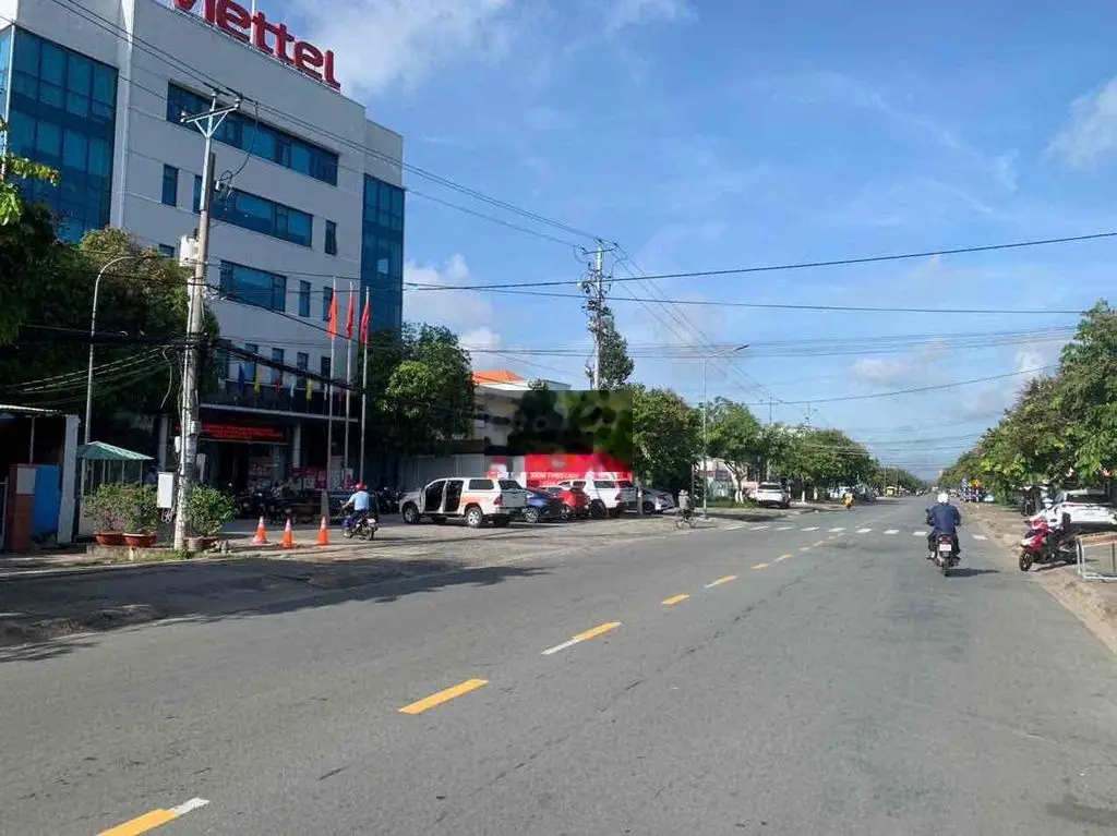 BÁN ĐẤT 982M2 MẶT TIỀN ĐƯỜNG NGUYỄN VĂN TƯ