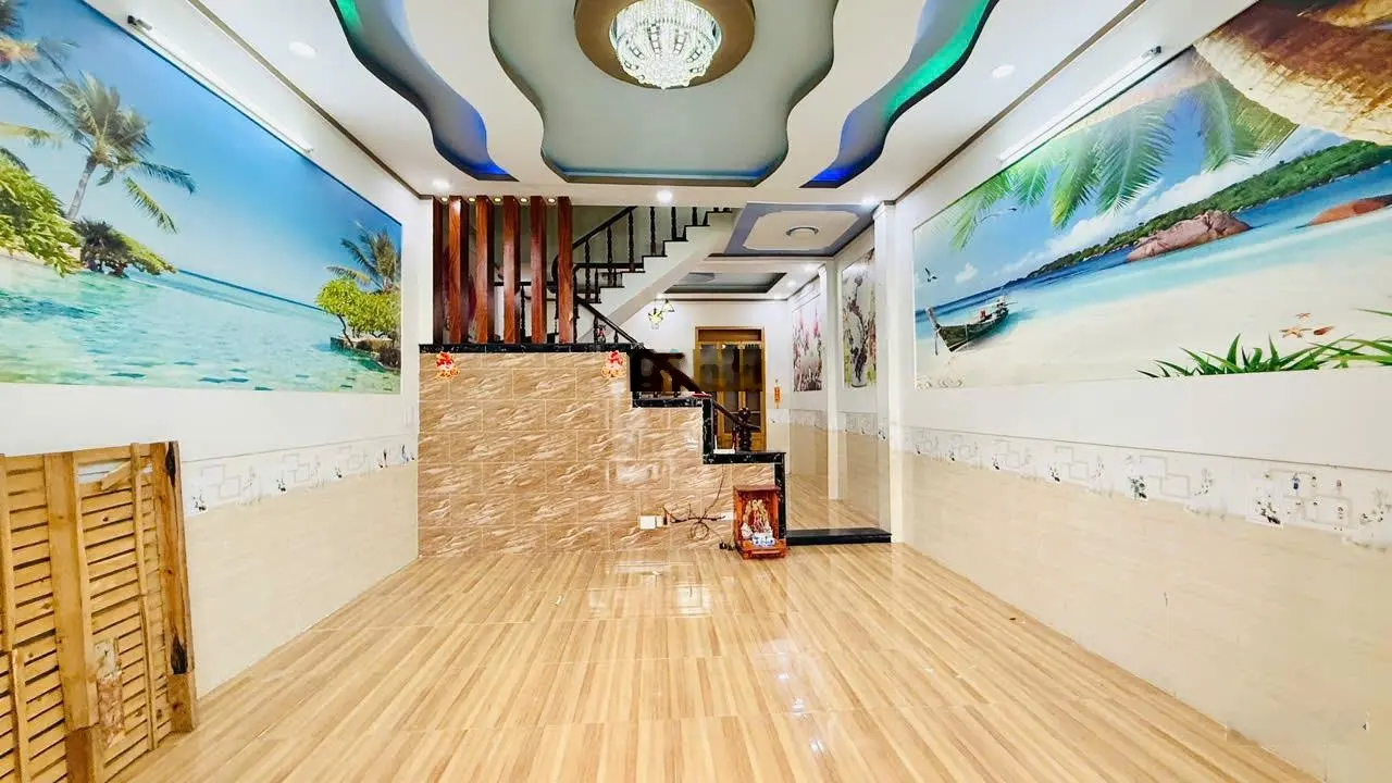 Nhà 1 trệt + 1 lầu, gần chợ Dĩ An 1, cách đường Lý Thường Kiệt vài bước chân