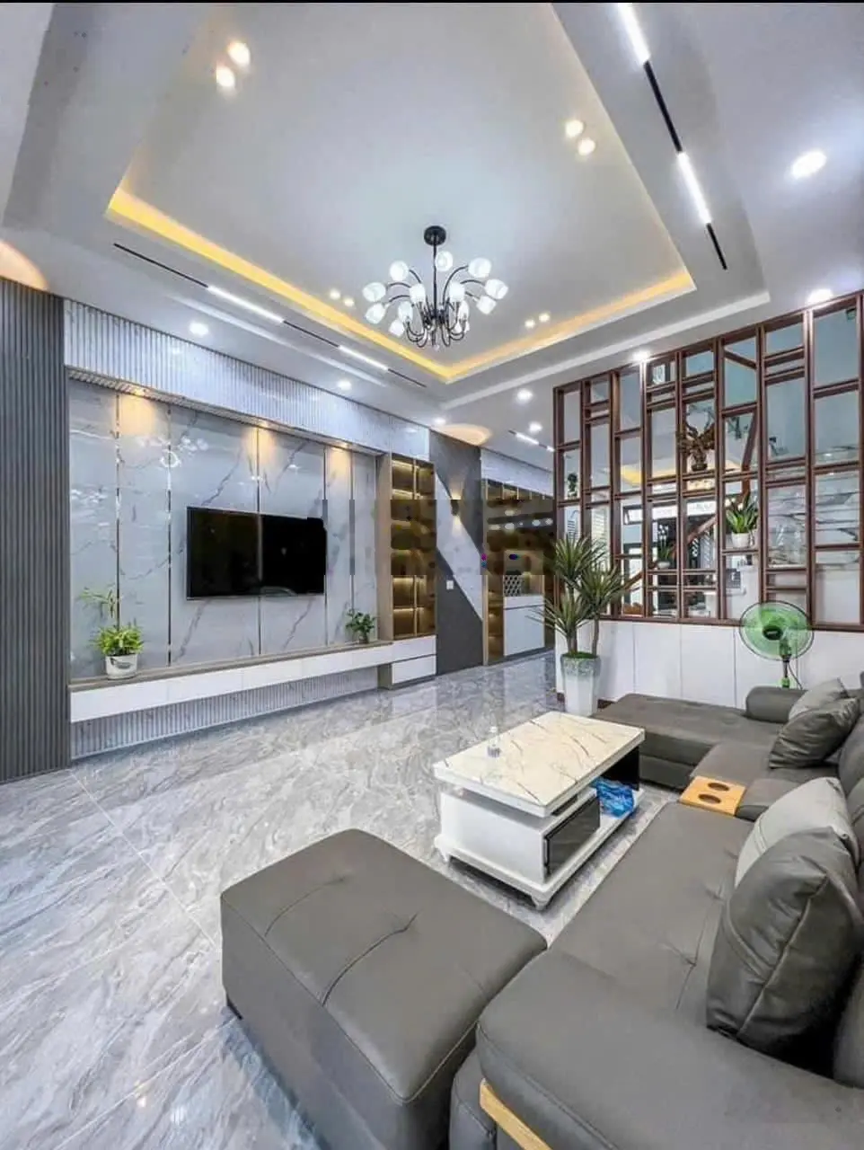 Bán gấp NR 5PN, 6WC, 47,8m2 tại Lê Hồng Phong, Q.5, HCM, nhà mới đẹp chủ để giá rất tốt