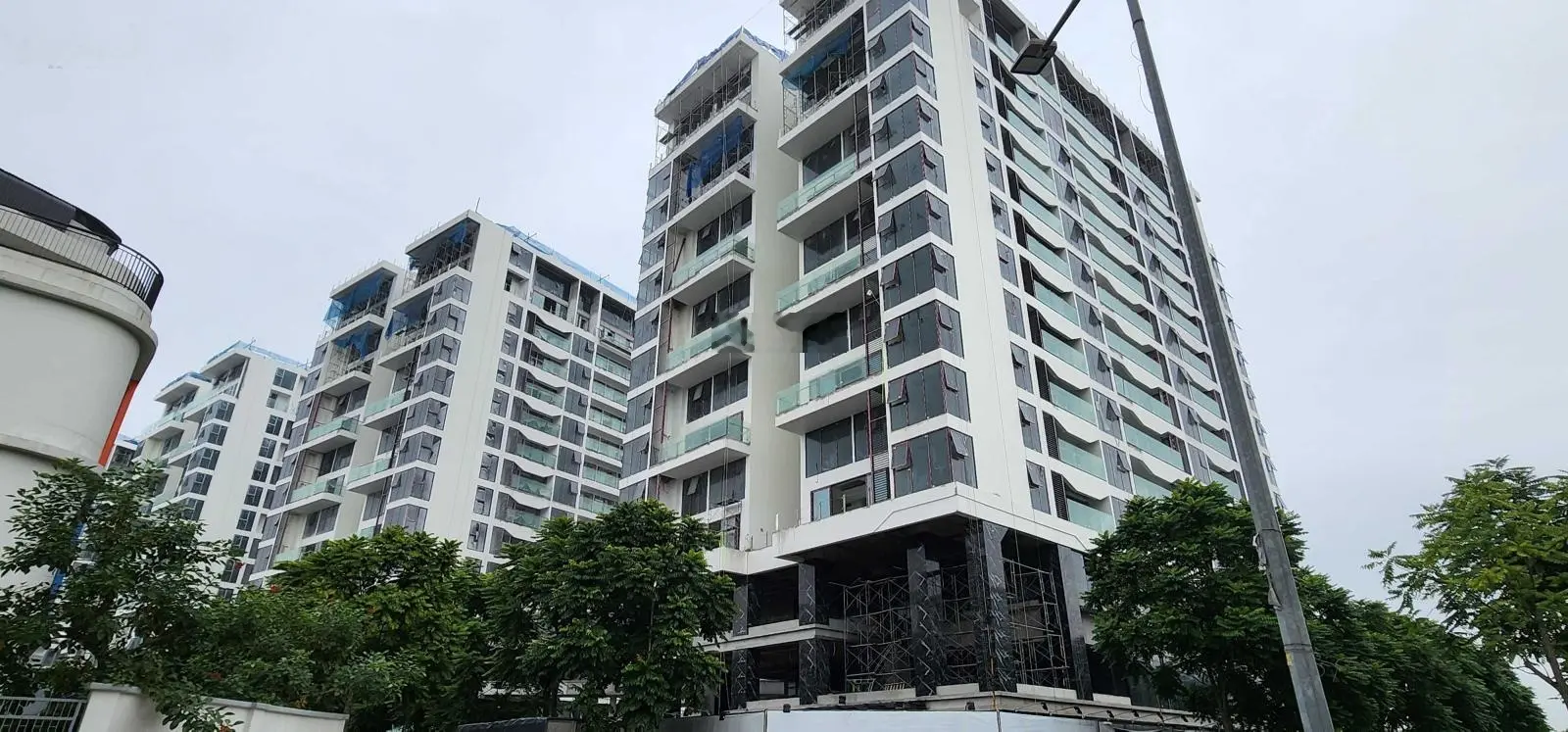 Chính chủ cần bán gấp căn Duplex thông tầng chỉ 11,x tỷ ban công Đông Nam tầng 8 siêu đẹp