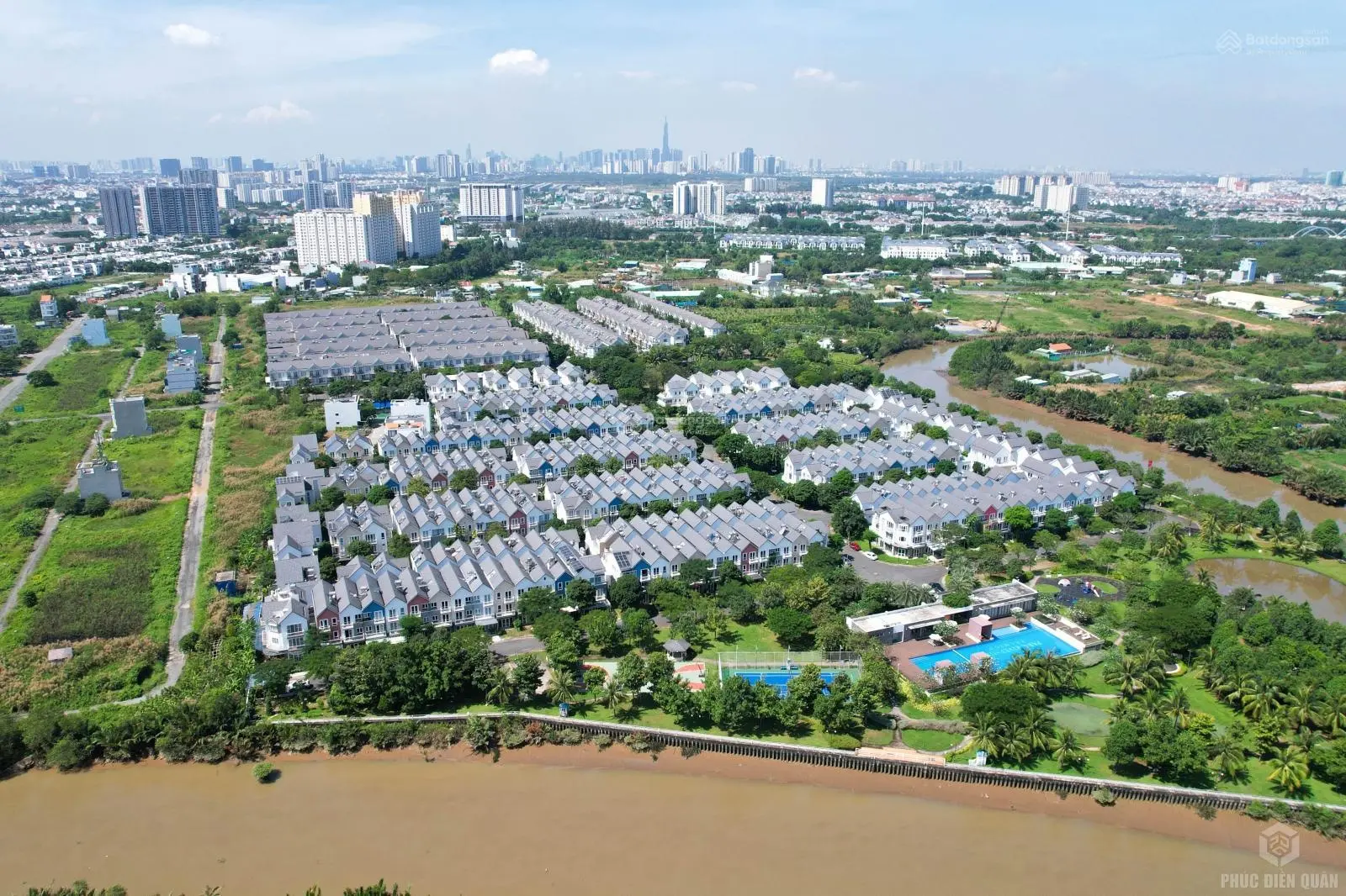 Bán nhà Park Riverside 8,35 tỷ - Hướng Đông Nam - sổ hồng - 0966514349