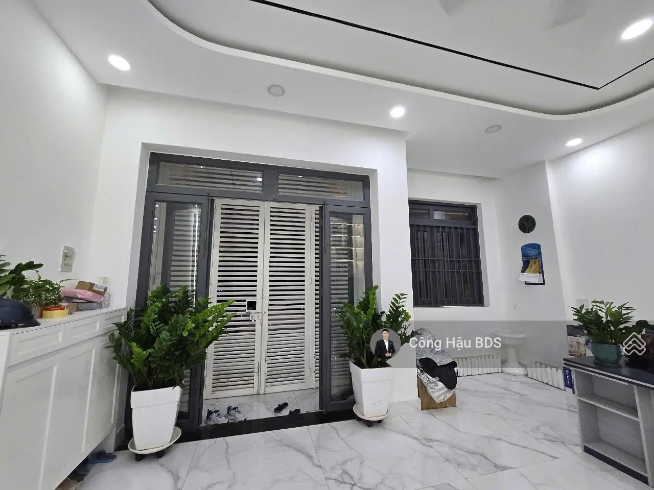 Nhà Trệt Lầu Thiết Kế Hiện Đại. Gần QL 1K. Sát Làng ĐHQG Tp.HCM. DT: 68.8M2 (6x 11.5m). Giá: 5.5 Tỷ