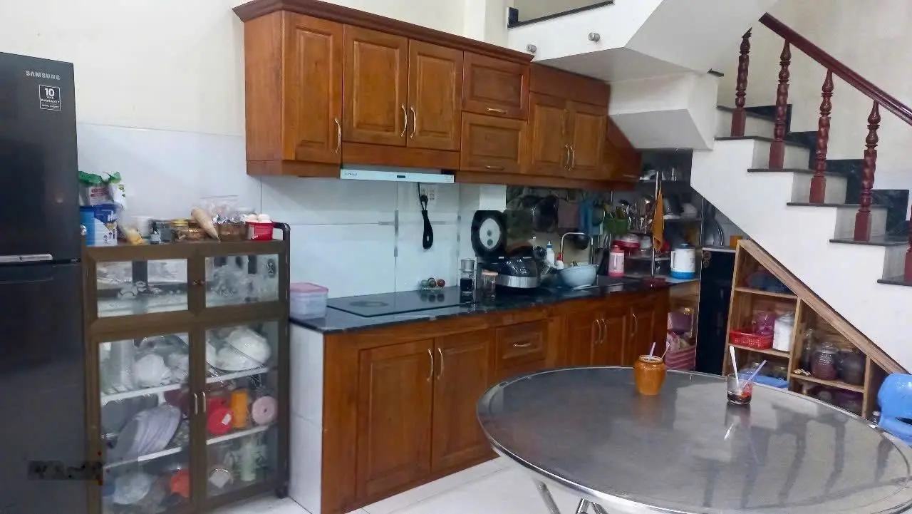 Nhà 1 trệt 2 lầu kinh doanh Thuận Giao 02 - TP. Thuận An. BD vị trí đẹp gần trường chợ