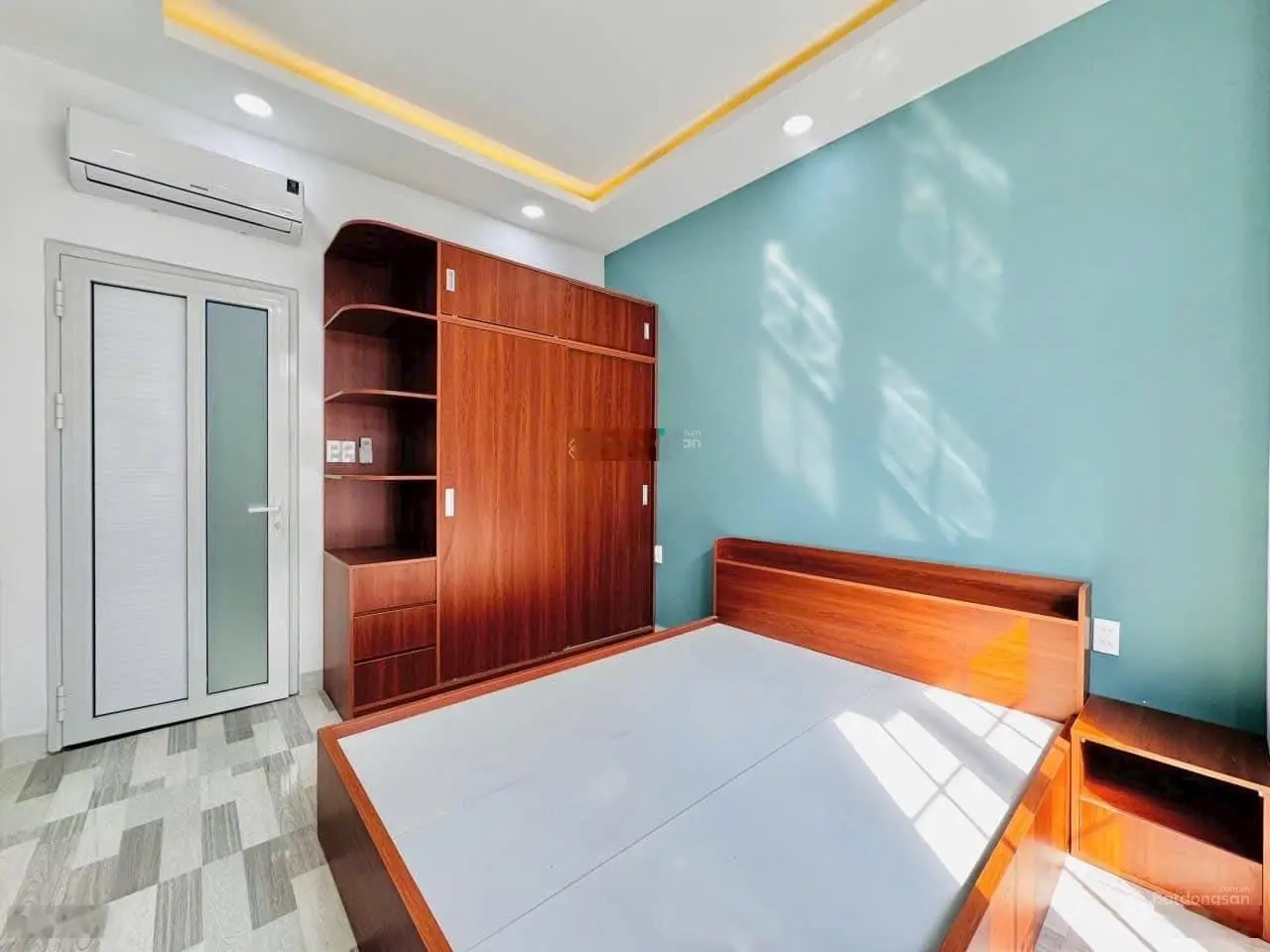 Kinh doanh thua lỗ bán gấp nhà ở Nhiêu Tứ, P6, Phú Nhuận. DT 28,2m2. Sổ hồng riêng