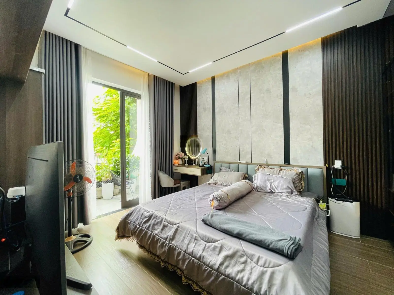 Bán nhà Hòa Minh 15, diện tích 67.5m2 cách biển Liên Chiểu 450m. Giá chỉ 5tỷ5