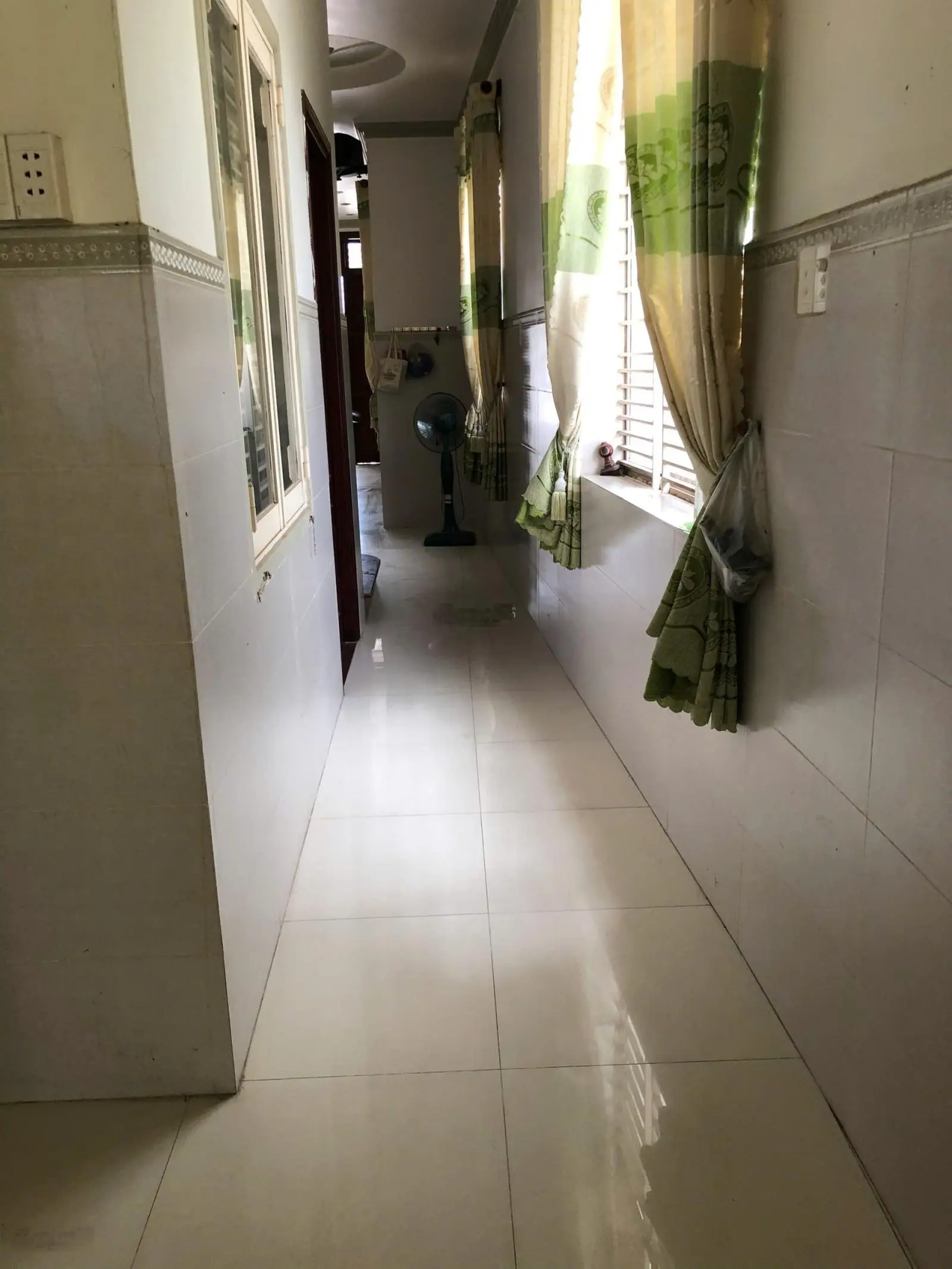 Nhà chính chủ 208,7m2, sổ hồng, full nội thất, 1 lầu, ban công, Gò Dầu, Tây Ninh (có thương lượng)