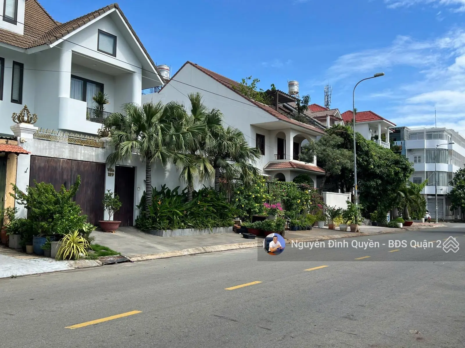 52.5 tỷ - sở hữu biệt thự 240m2 - hầm 3 lầu đẹp - đường Dương Văn An - đối diện công viên