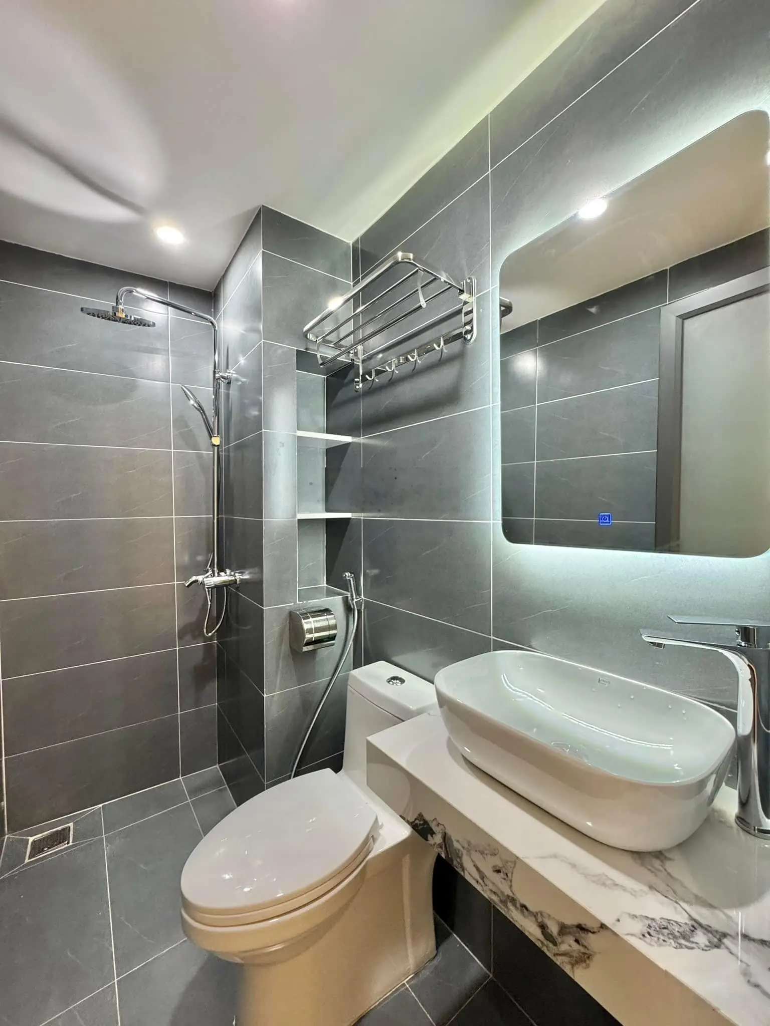 Nhanh Tay Chốt Ngay Nhà Đẹp Giá Ngộp (100m2) gần Chợ đang cho thuê 9tr/tháng chỉ 1Tỷ 580 triệu