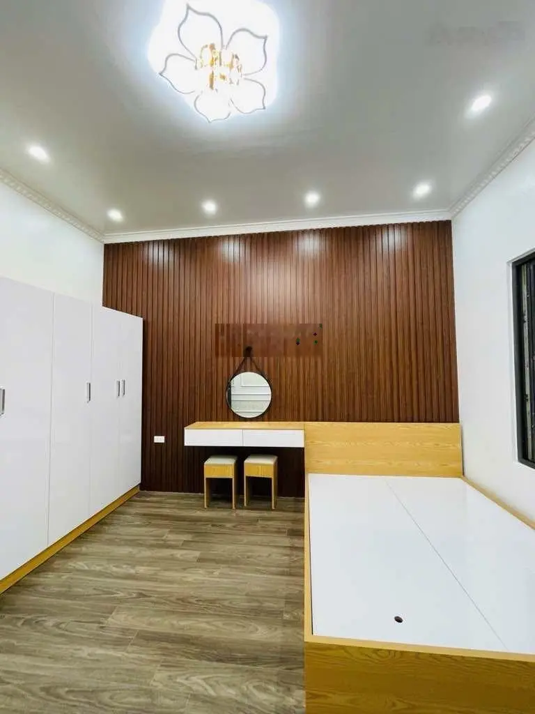 Cần bán gấp nhà đẹp dân xây lô góc phố Kim Ngưu - Hai Bà Trưng gần phố hơn 6 tỷ