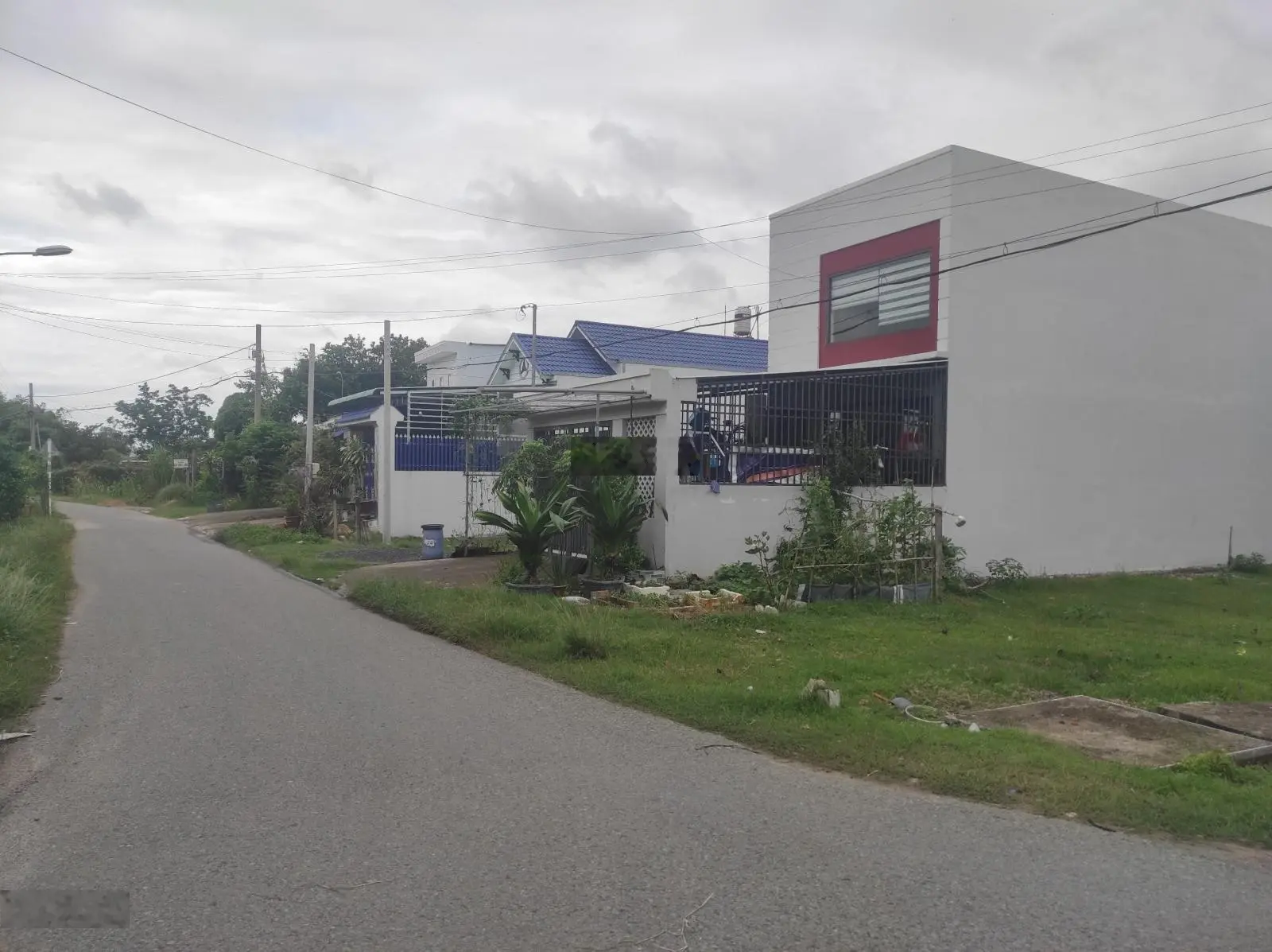 Bán lô đất góc 2 mặt tiền Tân Phú Trung Củ Chi, 2 mặt tiền đường nhựa 200m2, sổ hồng riêng