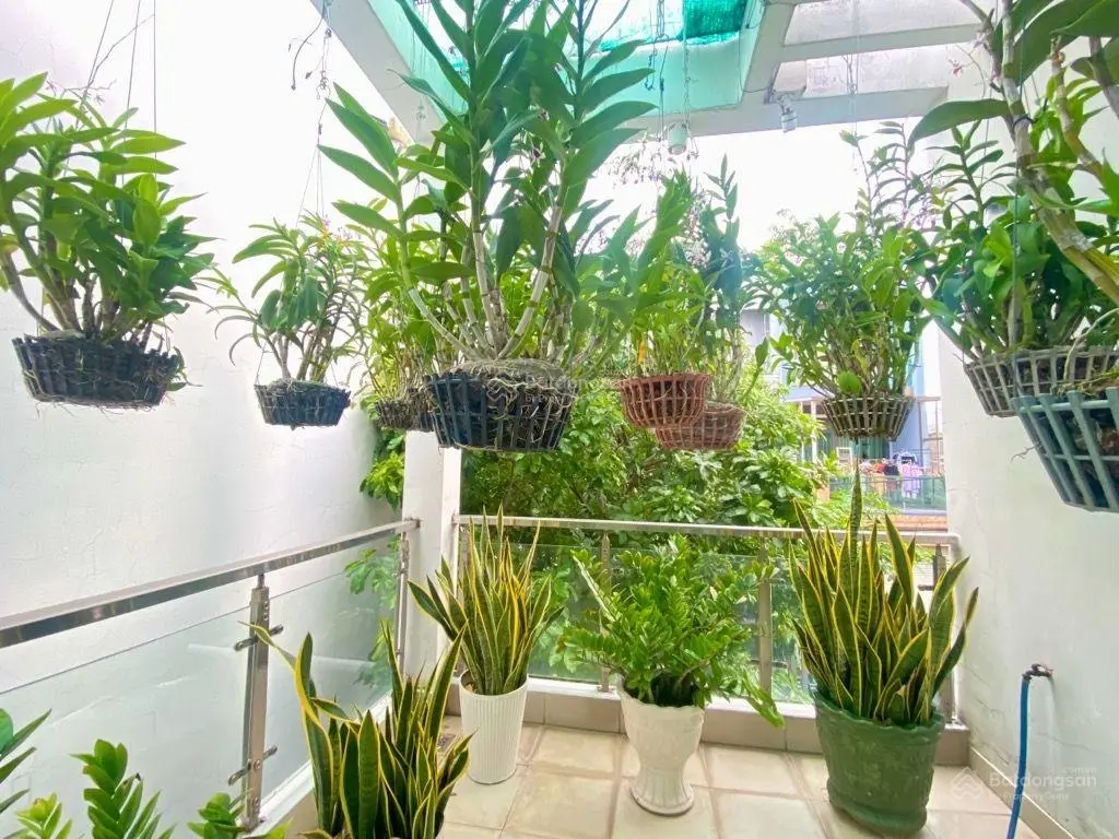 Nhà đẹp, p12, q.tân bình, xe hơi vô nhà, dt:72m2, 5tầng, (4*18m), nhỉng 12tỷ