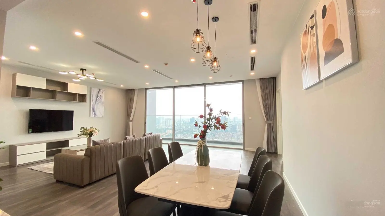 Bán căn góc 3 pn 85m2 tầng thoáng, hướng ĐN, sổ đỏ tại Imperia Garden 203 Nguyễn Huy Tưởng