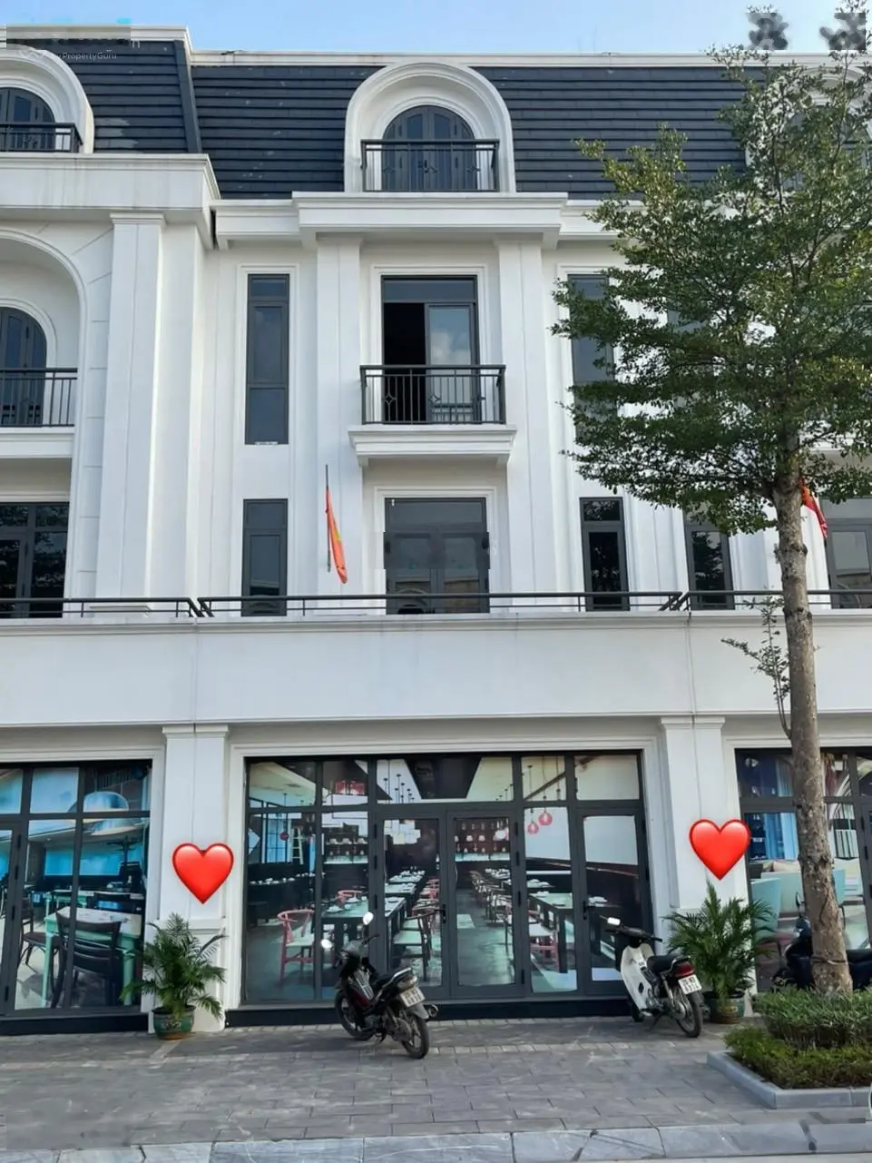 Cắt lỗ sâu căn shophouse 108m2 ngay cổng chính vào tại dự án Crown Villas Thái Nguyên giá nhỉnh 5ty