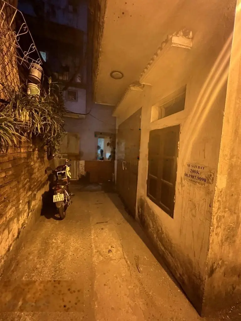 Nhà Võ Thị Sáu, gần Hồ Quỳnh, cách ô tô tránh 60m