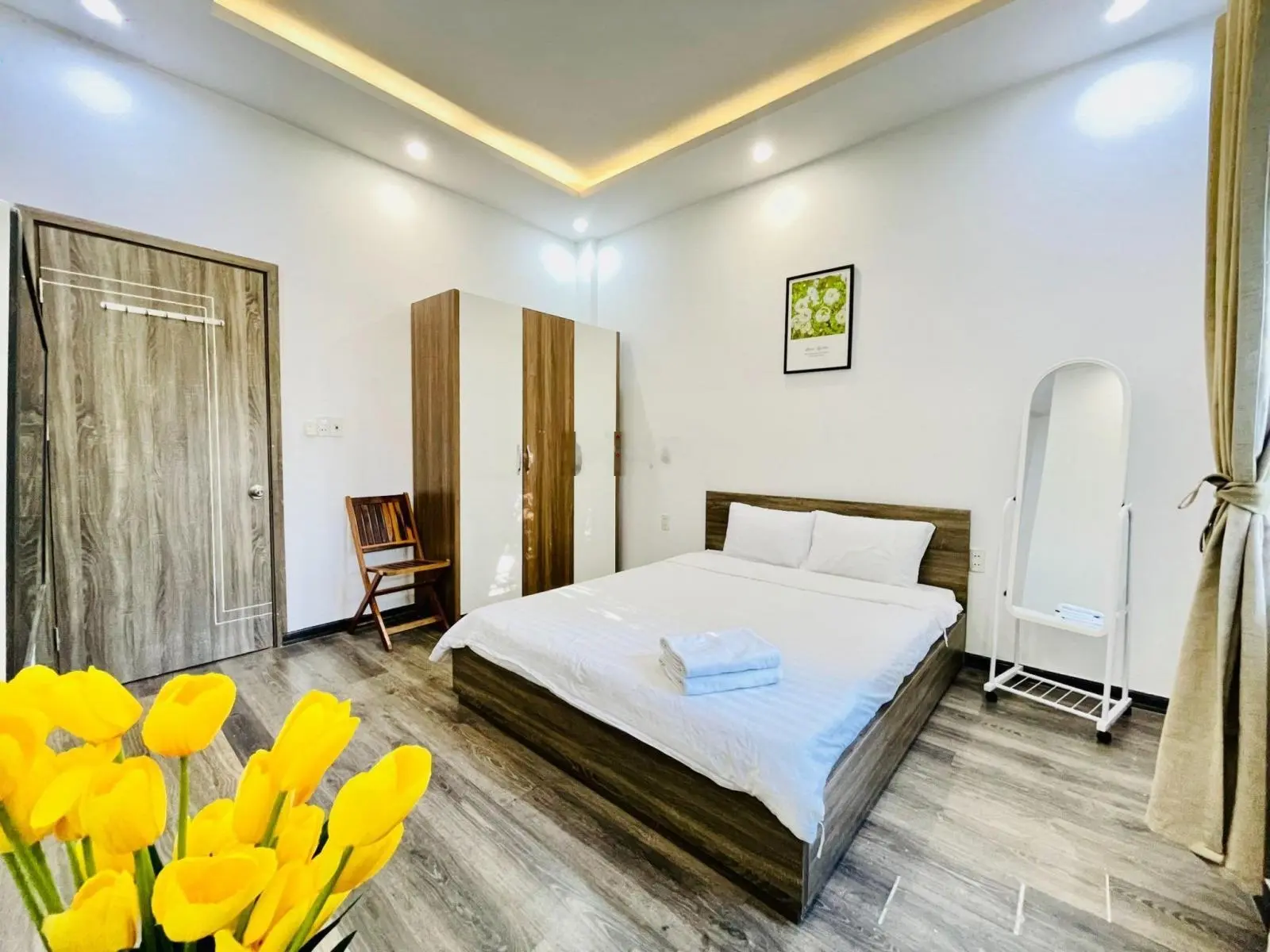 Bán nhà 3 tầng đẹp hiện đại, khu biển Phạm Văn Đồng, Sơn Trà