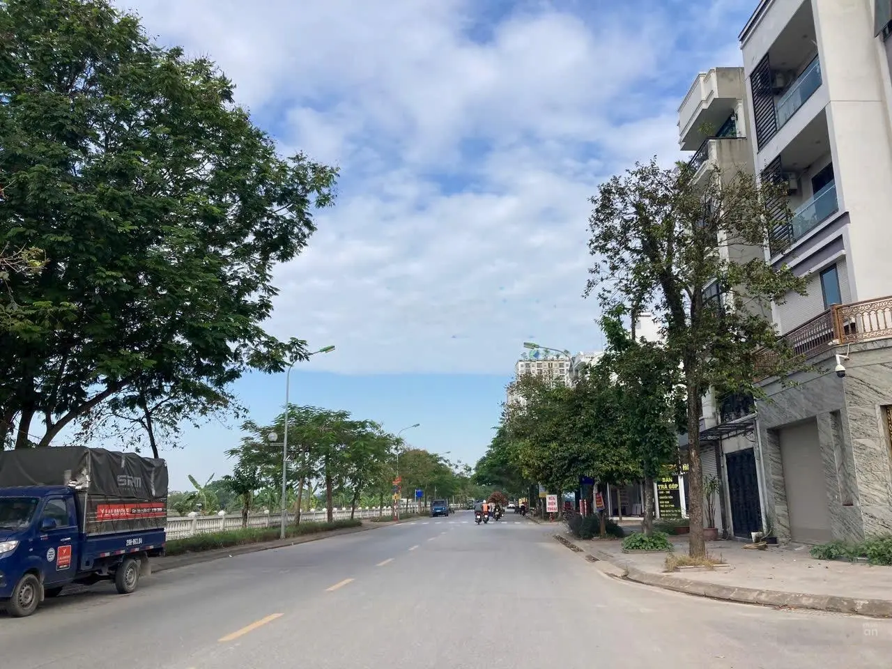 Bán buôn 4 lô đất phân nhỏ 30m2 sẵn tại Phúc Lợi ngõ nông thoáng. Hàng xóm Vinhomes