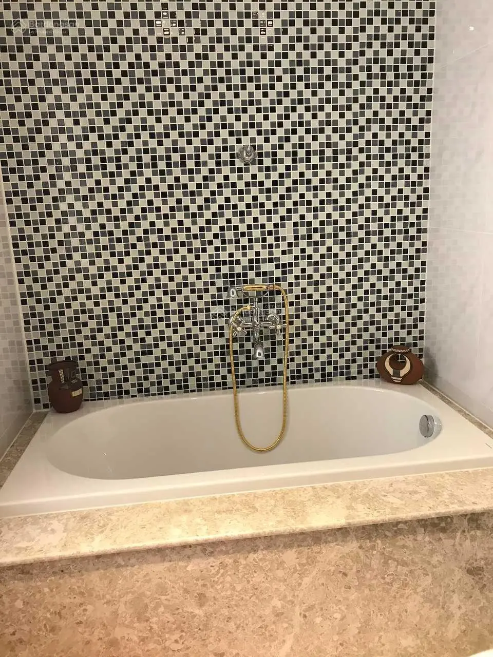 Bán căn góc 2PN 2WC 98m2 lầu cao view đẹp, nội thất sang xịn nhà mới đẹp, giá cực rẻ, LH 0934 004 ***