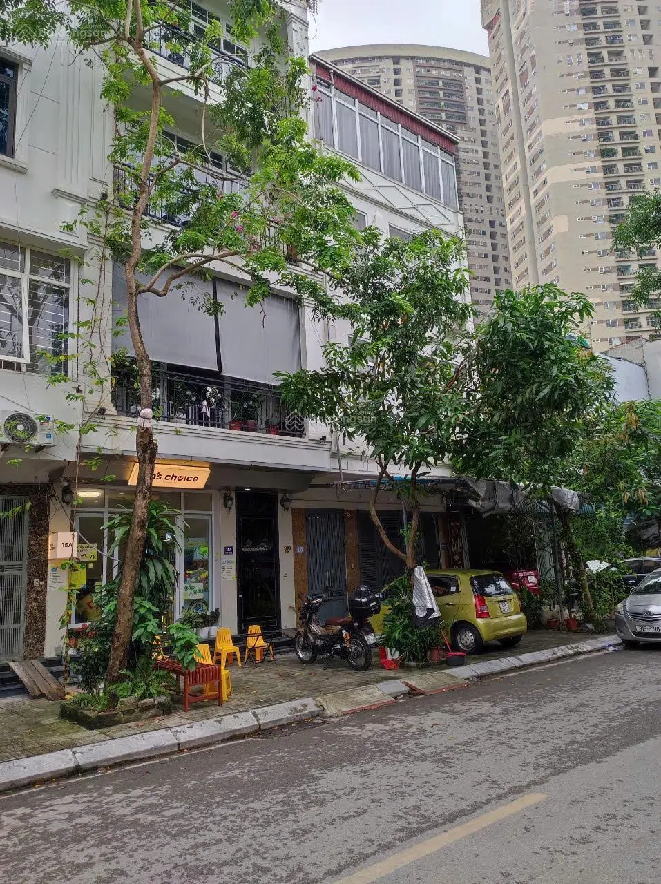 Gia đình cần bán gấp nhà Văn Phú 38m2 đường 18m kinh doanh đỉnh cao giá hơn 9 tỷ