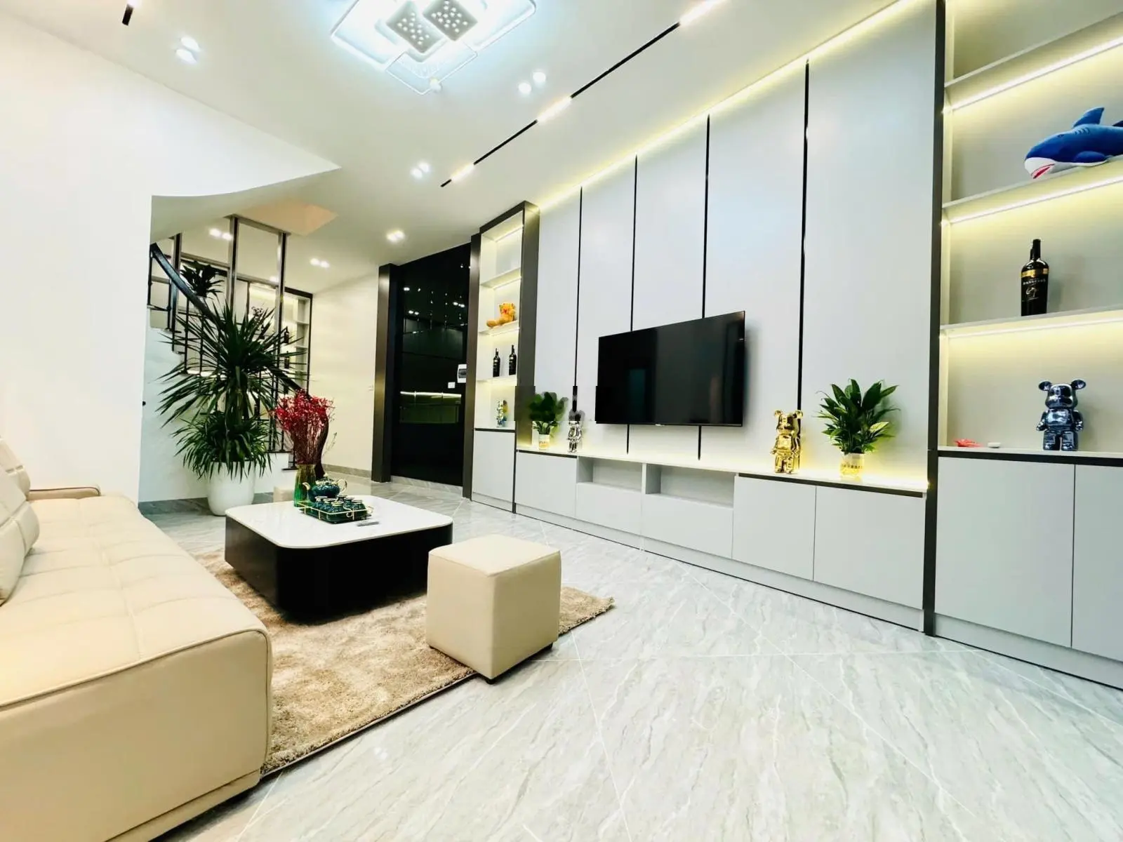 Căn góc! NGỌC KHÁNH, ngõ thông kinh doanh, gần phố,nội thất xịn. 40m*4T