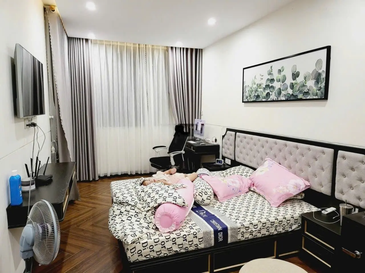 Nhà 3 tầng mặt tiền đường số 7 Mỹ Gia, Gói 2 tp Nha Trang. Full nội thất đẹp. Giá 5.8 Tỷ