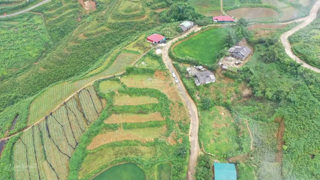 Bán thổ cư 300m2, bìa NN 4356m2, thôn Cửa Cải xã Ngũ Chỉ Sơn - Sa Pa - Lào Cai, giá 6 tỷ 6