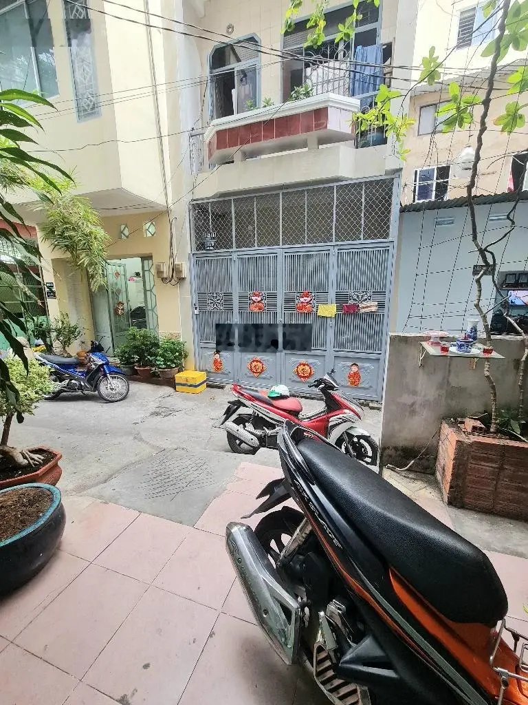 Nhà chợ Tân Bình 4 tầng 60m2 4,2 x 14,5 nở hậu 5,55. Giá 6,7 tỷ